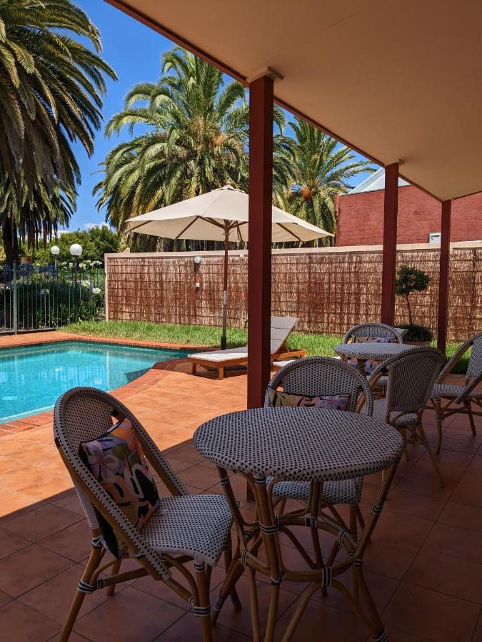 Tuileries At De Bortoli Rutherglen Ngoại thất bức ảnh